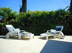 Terrasse solarium du studio ©StudioNidCosyNérac