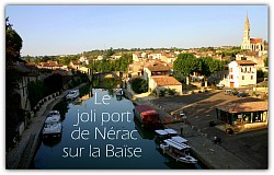 Le joli port fluvial de Nérac, sur la Baïse, au pied du Château ©StudioPetitNidCosy